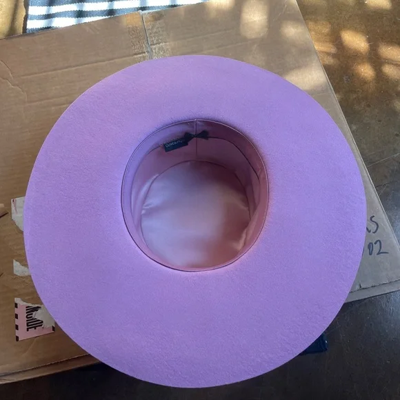 Dressed in LALA Pink Hat - Picture 9 of 11